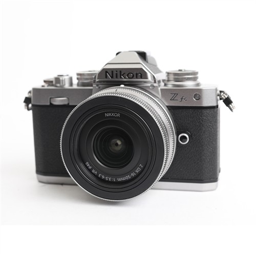 Nikon Z fc + 16-50 VR (Begagnad)
